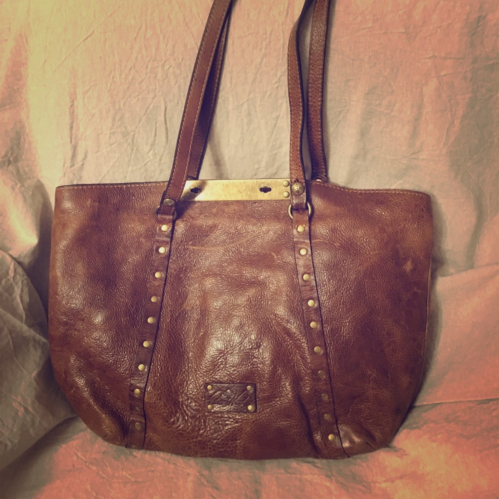 Leather tote